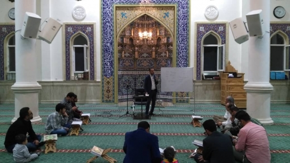 برگزاری کارگاههای قرآنی ویژه آقایان  و دوره تربیت مربی قرآنی